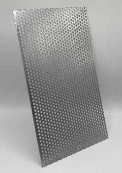 Verzinktes Stahl-Lochblech 1,5 mm stark mit versetzter Rundlochung